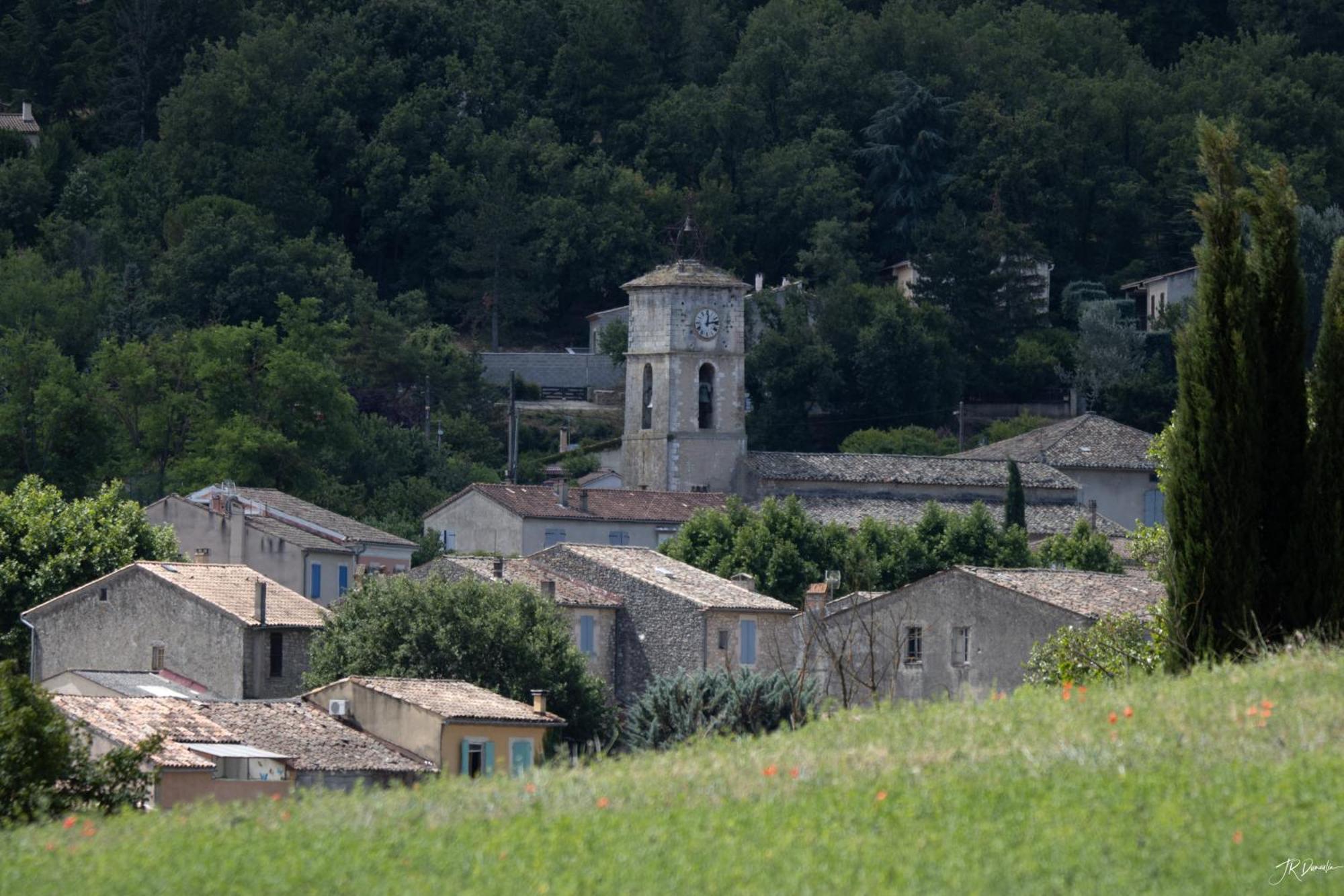 Studio Dans Le Luberon Céreste 外观 照片