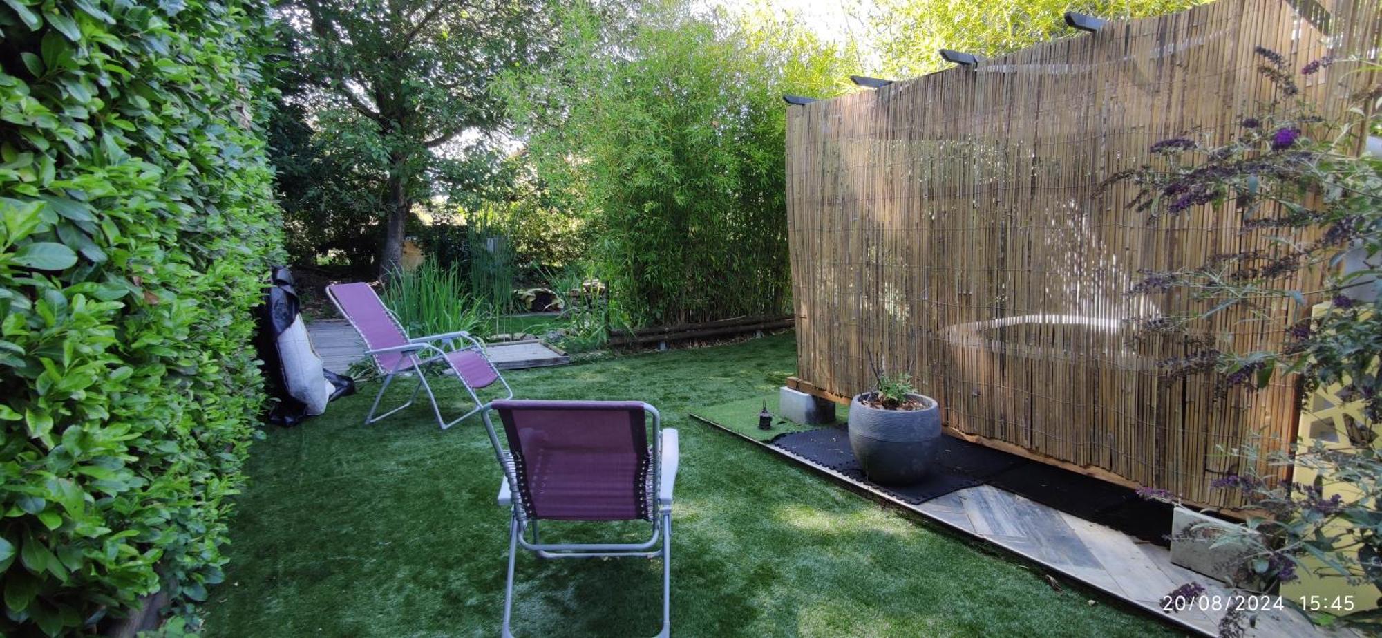 Studio Dans Le Luberon Céreste 外观 照片